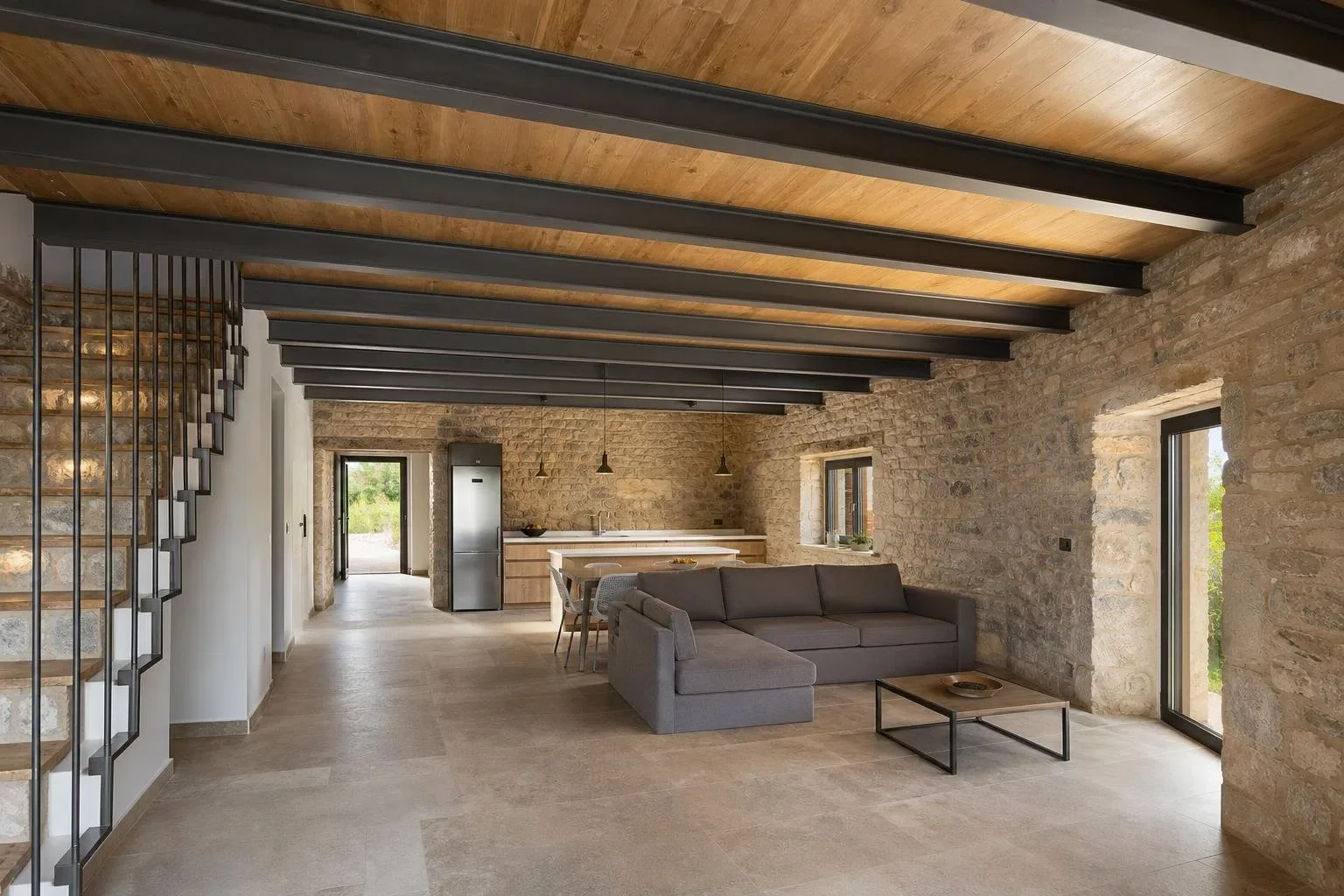 Entreplanta de acero y madera en un loft
